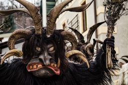 Perchten, Krampus_strichpunkt_pixabay