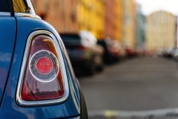 Kfz-Gutachter München, Beitr_03_25_tail-light-5989090_1280_1040x693