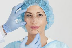 Plastische Chirurgie, Beitr_04_25_woman-8866653_1280_660x440