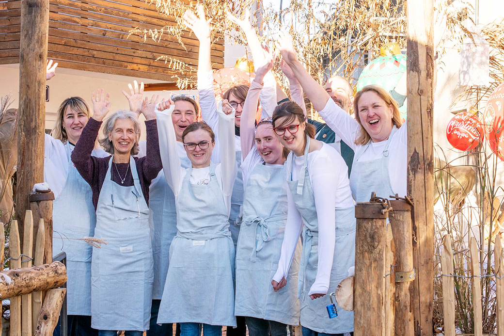 CafeMiteinand-Team_1040x693